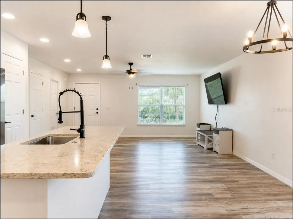 318 Eucalyptus Road Lake Wales FL 33898