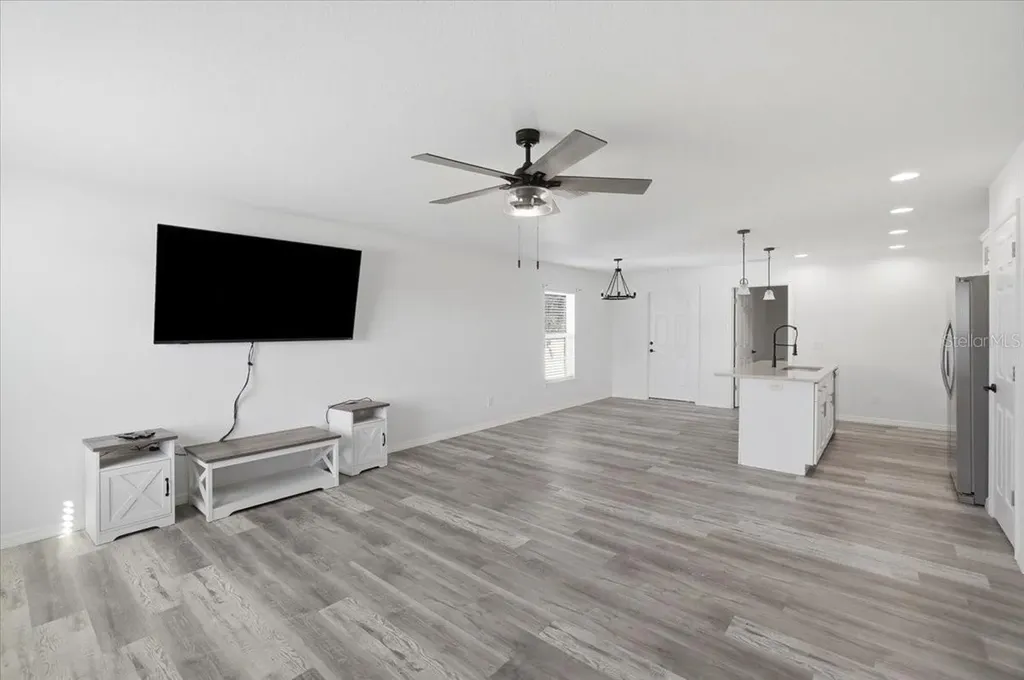 318 Eucalyptus Road Lake Wales FL 33898