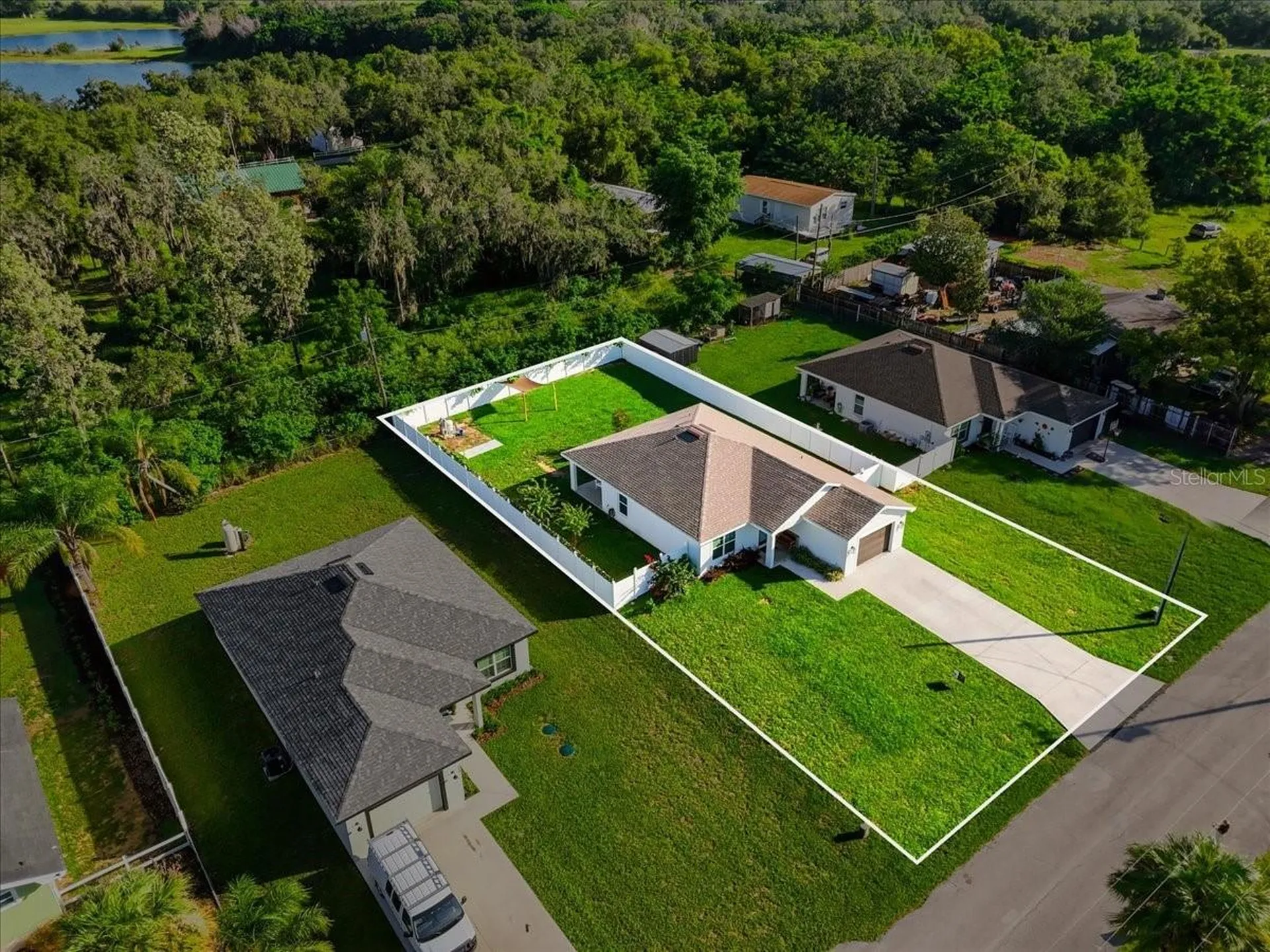 318 Eucalyptus Road Lake Wales FL 33898