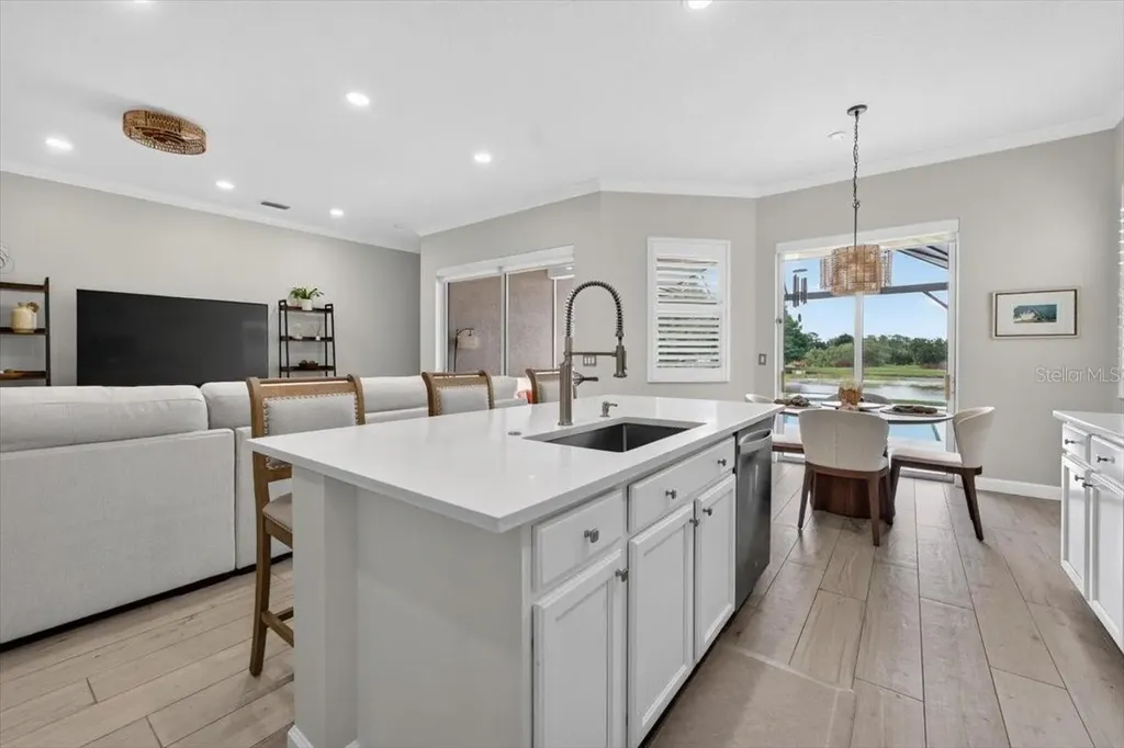 6411 Golden Eye Glen Bradenton FL 34202