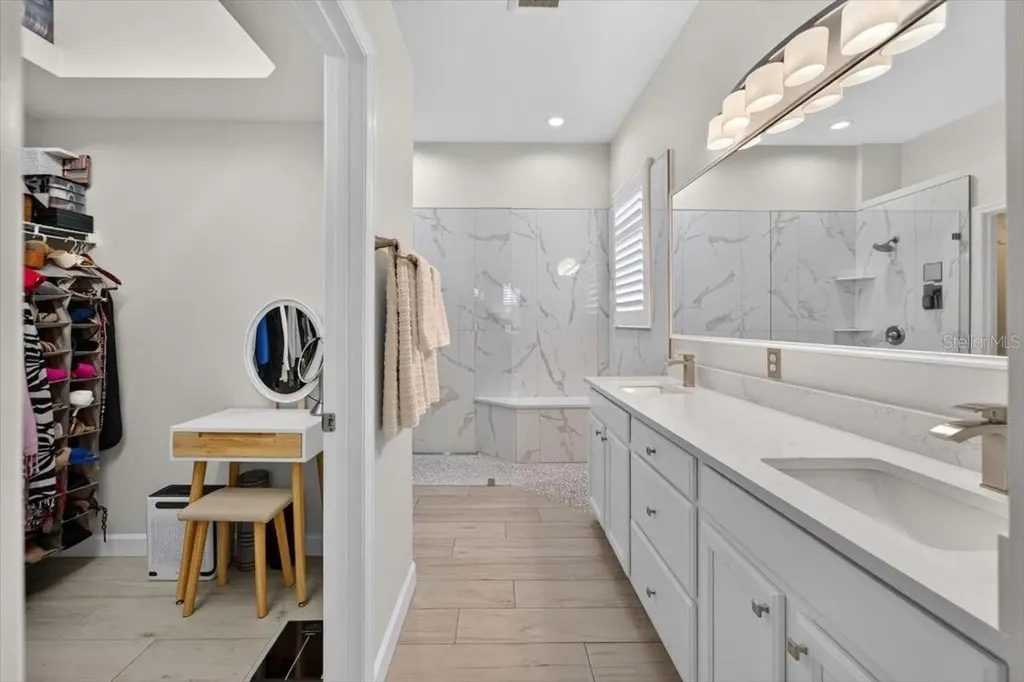 6411 Golden Eye Glen Bradenton FL 34202