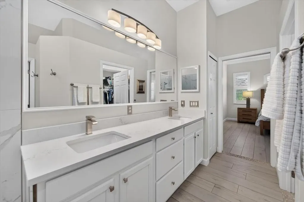 6411 Golden Eye Glen Bradenton FL 34202