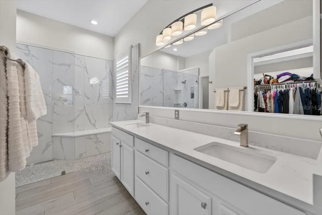 6411 Golden Eye Glen Bradenton FL 34202