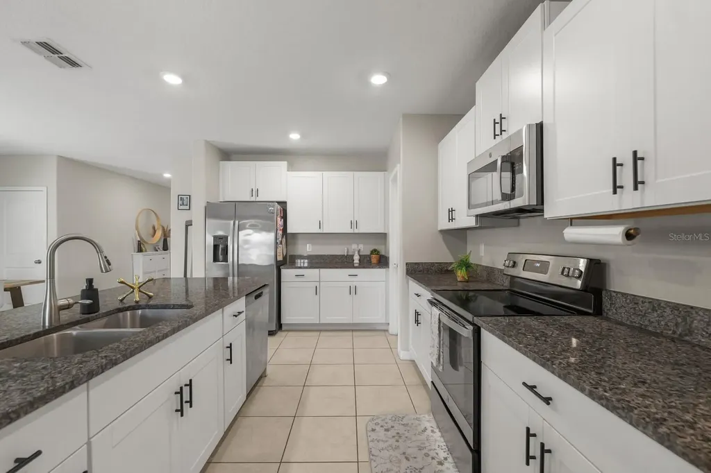 31575 Barrel Wave Way Wesley Chapel FL 33545