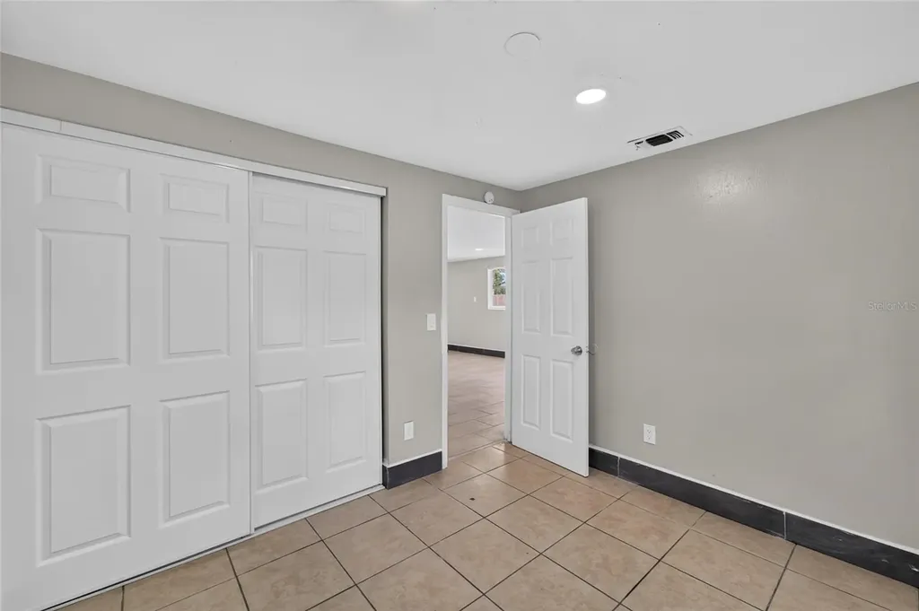 1703 E Idell Street Tampa FL 33604