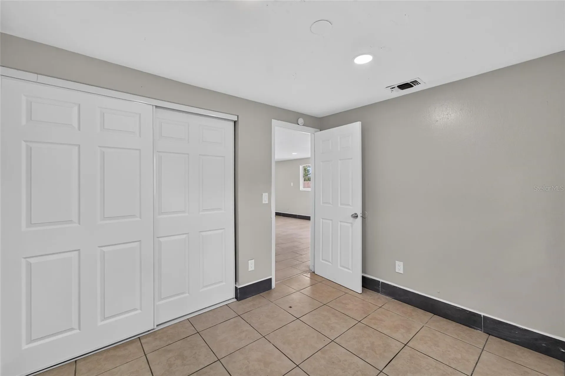 1703 E Idell Street Tampa FL 33604