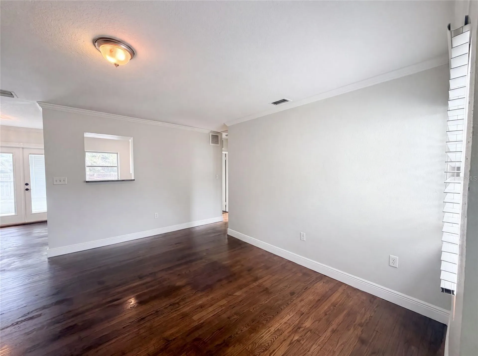 6129 5th Avenue N St Petersburg FL 33710