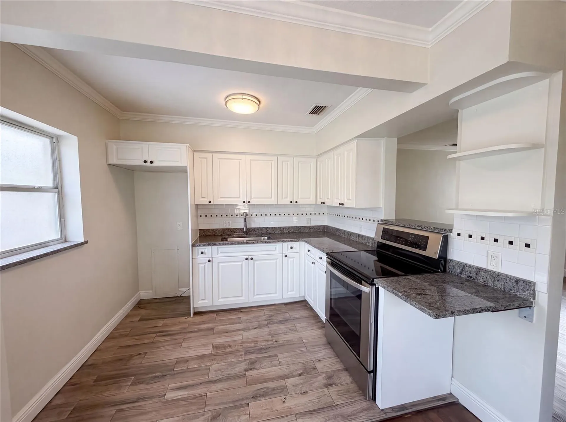 6129 5th Avenue N St Petersburg FL 33710