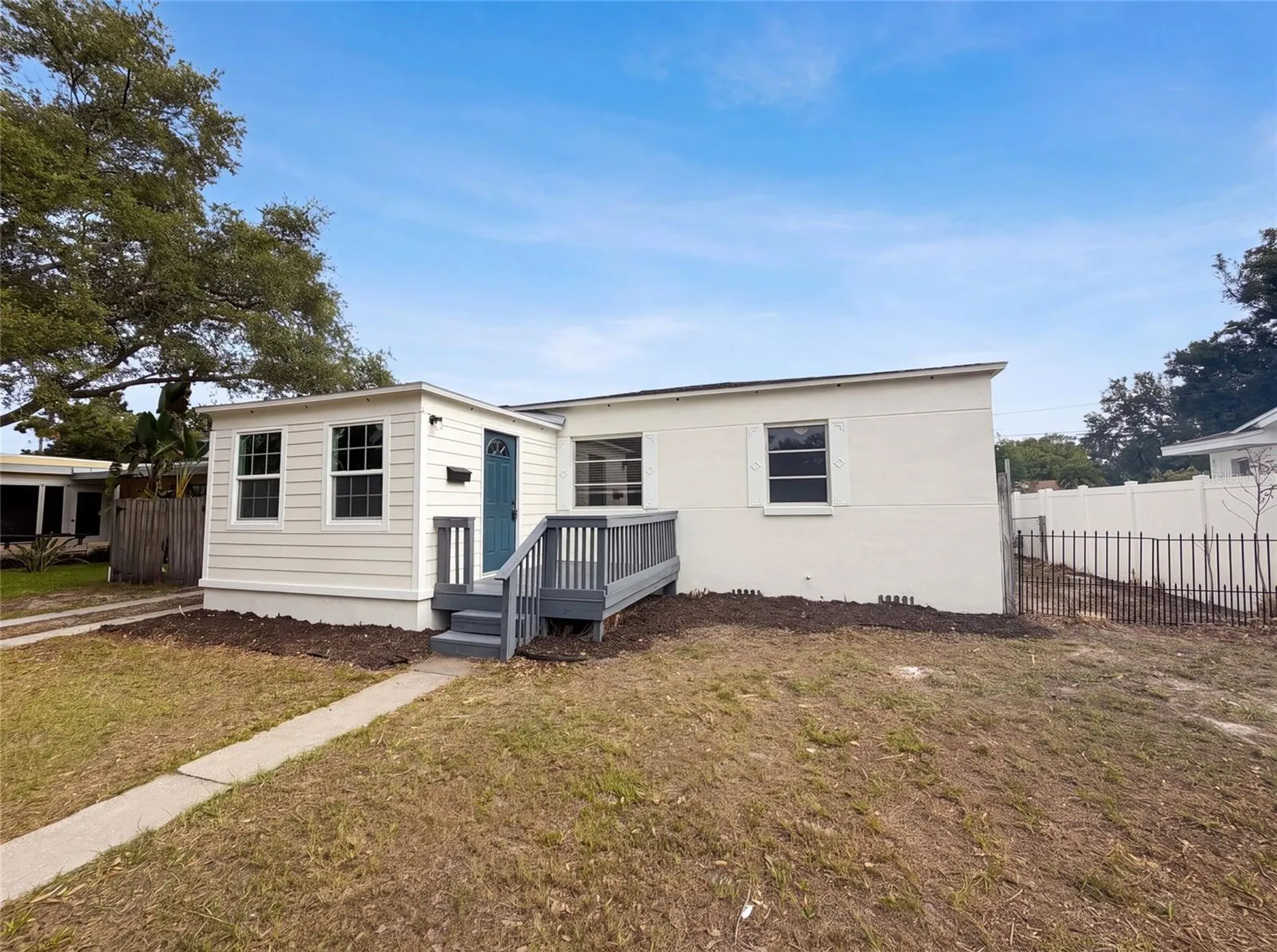 6129 5th Avenue N St Petersburg FL 33710