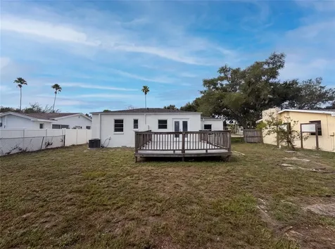 6129 5th Avenue N St Petersburg FL 33710