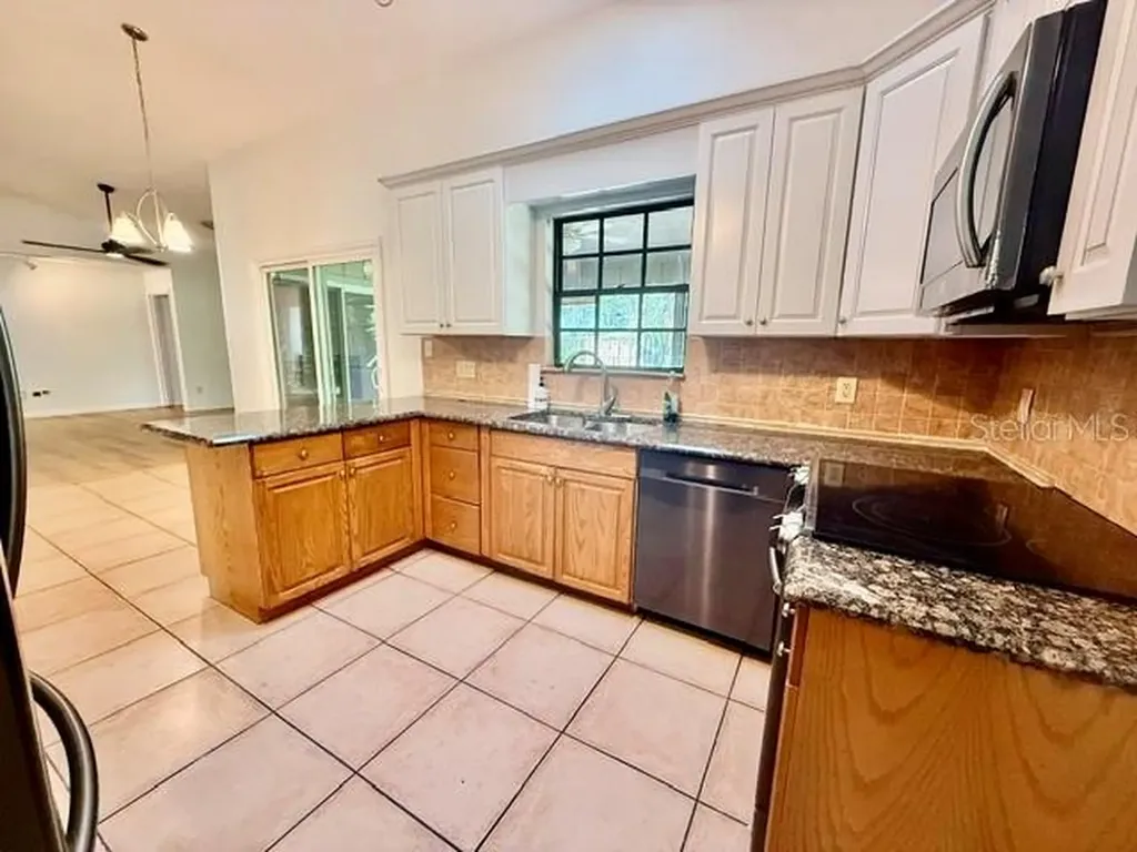 860 N Kansas Avenue Deland FL 32724