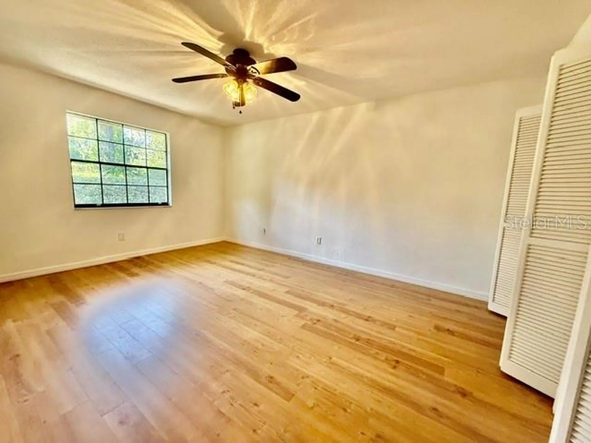 860 N Kansas Avenue Deland FL 32724