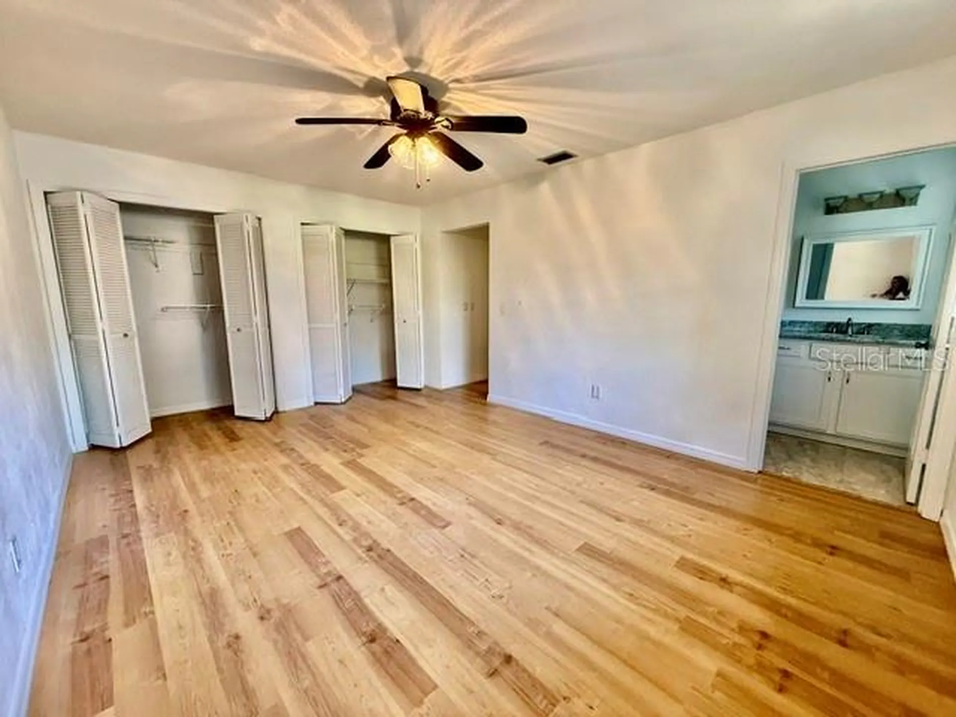 860 N Kansas Avenue Deland FL 32724