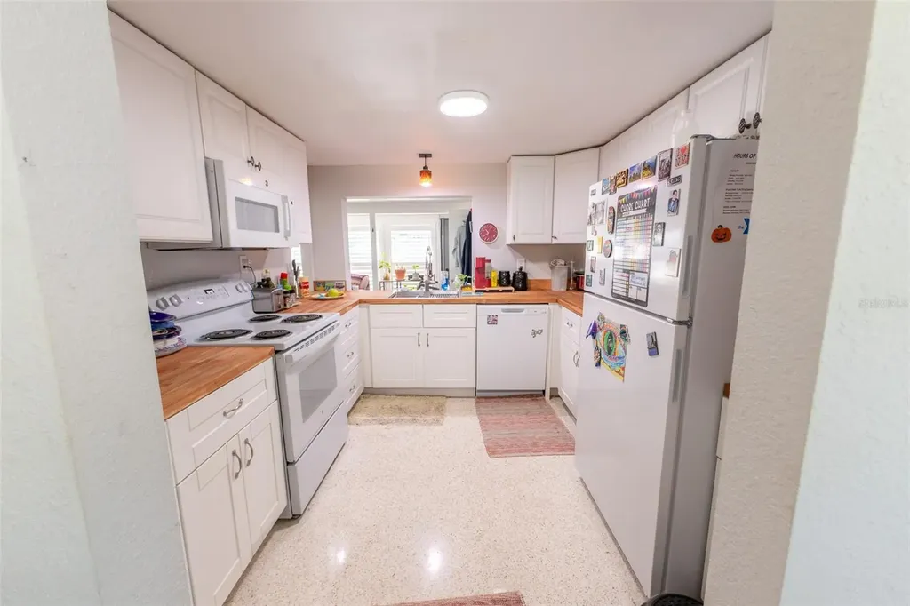 185 Winson Avenue Englewood FL 34223