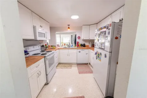 185 Winson Avenue Englewood FL 34223