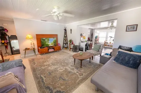 185 Winson Avenue Englewood FL 34223