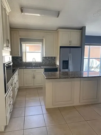 9655 Hollyhill Drive Orlando FL 32824