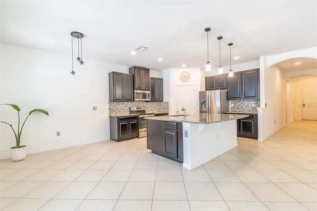12152 Ledbury Commons Drive Gibsonton FL 33534