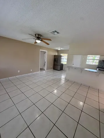 204 La Paz Drive Kissimmee FL 34743