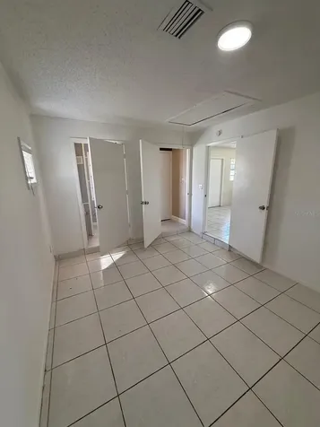 204 La Paz Drive Kissimmee FL 34743
