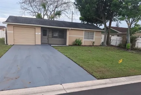 204 La Paz Drive Kissimmee FL 34743