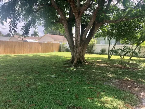 204 La Paz Drive Kissimmee FL 34743