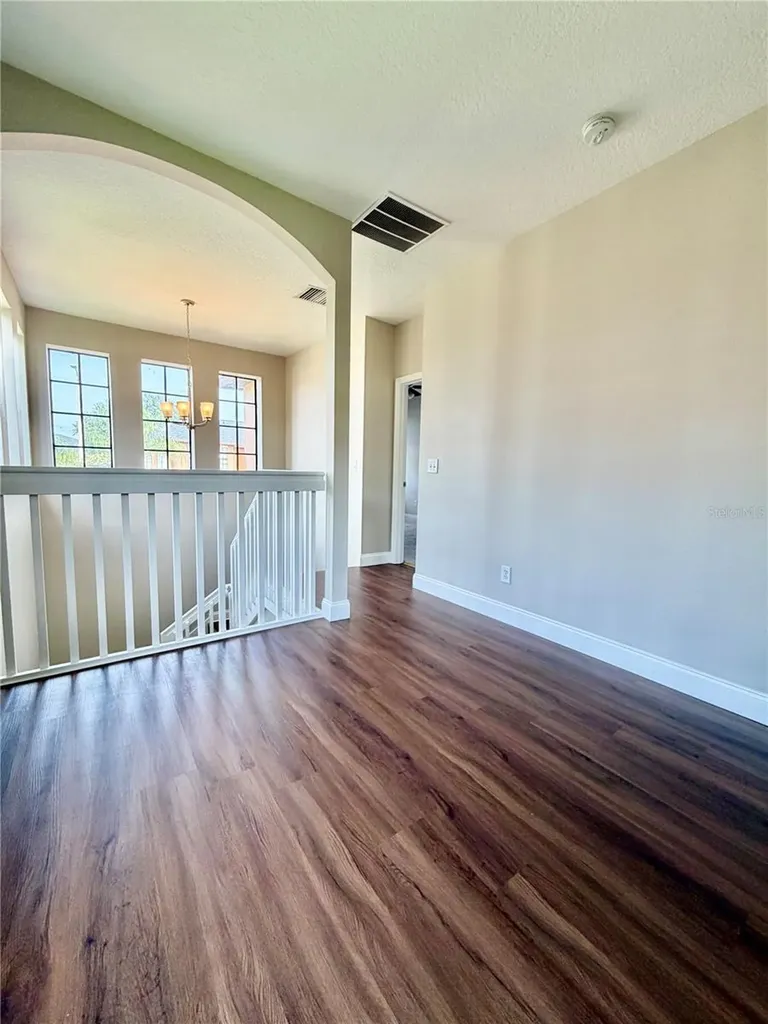 1050 Blackwater Drive Wesley Chapel FL 33543
