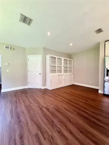 1050 Blackwater Drive Wesley Chapel FL 33543