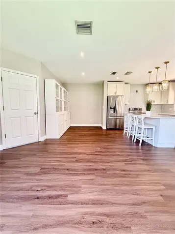 1050 Blackwater Drive Wesley Chapel FL 33543