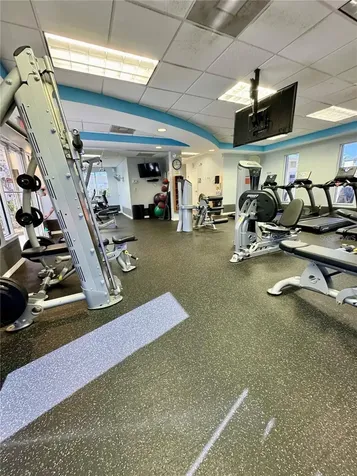 1050 Blackwater Drive Wesley Chapel FL 33543