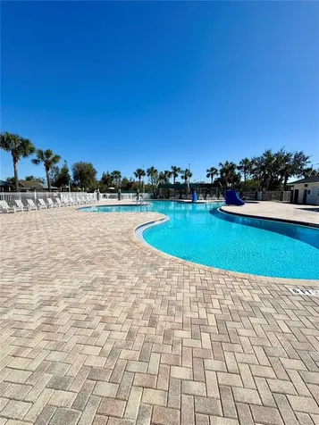 1050 Blackwater Drive Wesley Chapel FL 33543