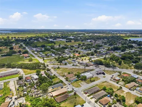 2435 5th St NE Winter Haven FL 33881
