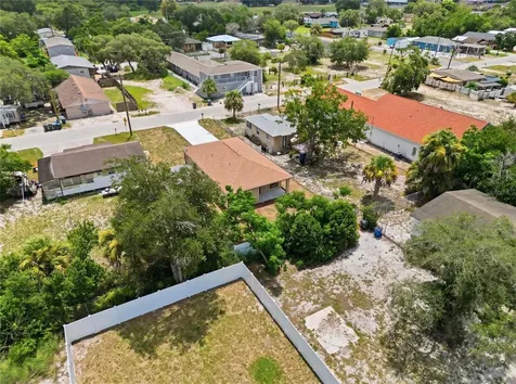 2435 5th St NE Winter Haven FL 33881