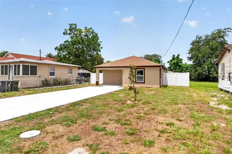 2435 5th St NE Winter Haven FL 33881