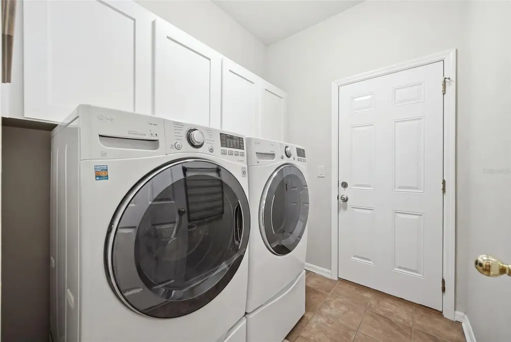 10212 Newington Place Tampa FL 33626
