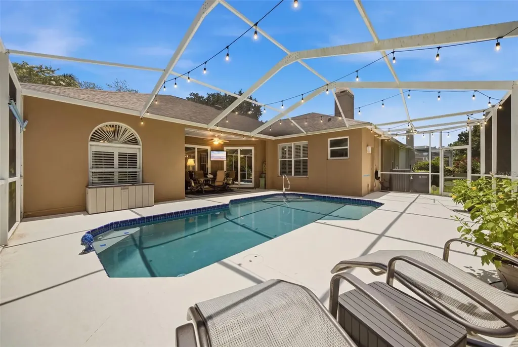 10212 Newington Place Tampa FL 33626