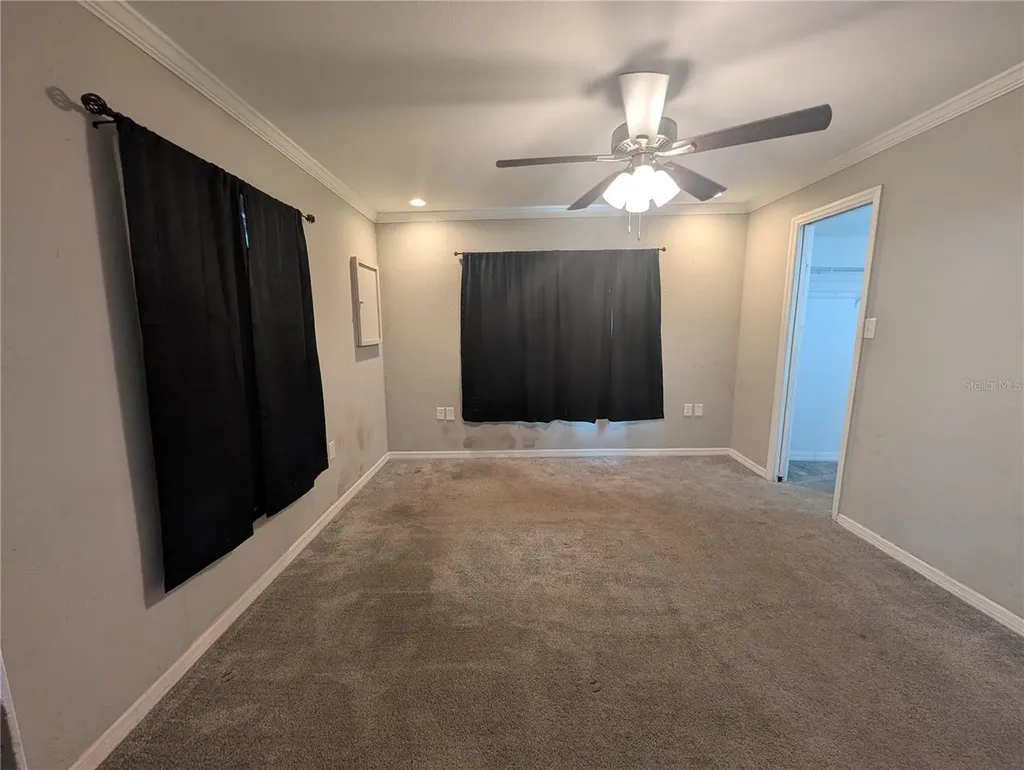 739 Center Street Waverly FL 33877