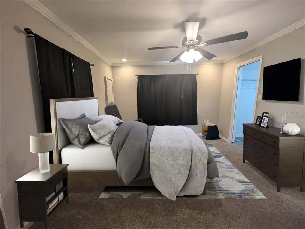 739 Center Street Waverly FL 33877