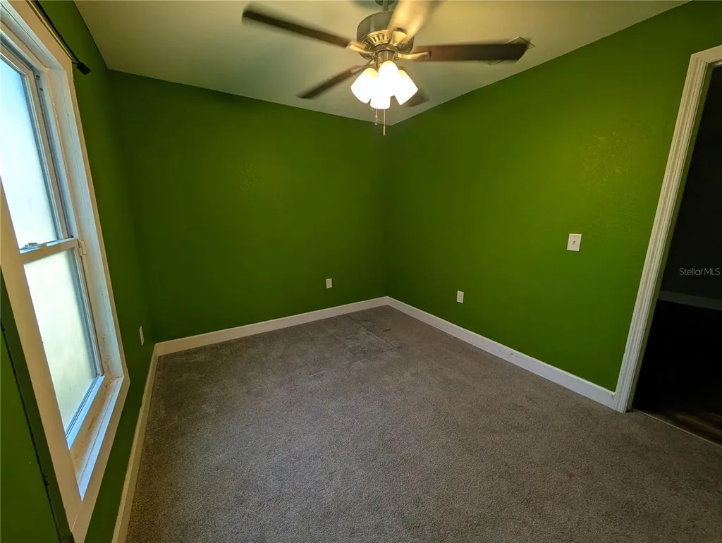 739 Center Street Waverly FL 33877