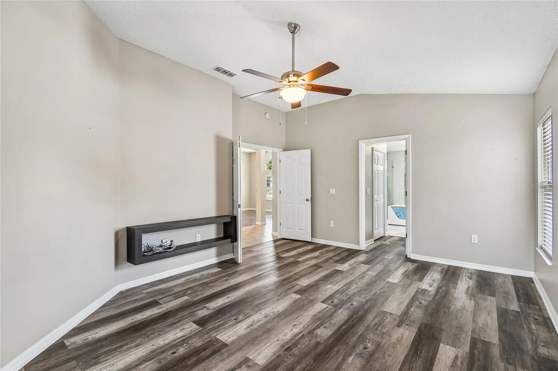 1965 Alameda Drive Deltona FL 32738