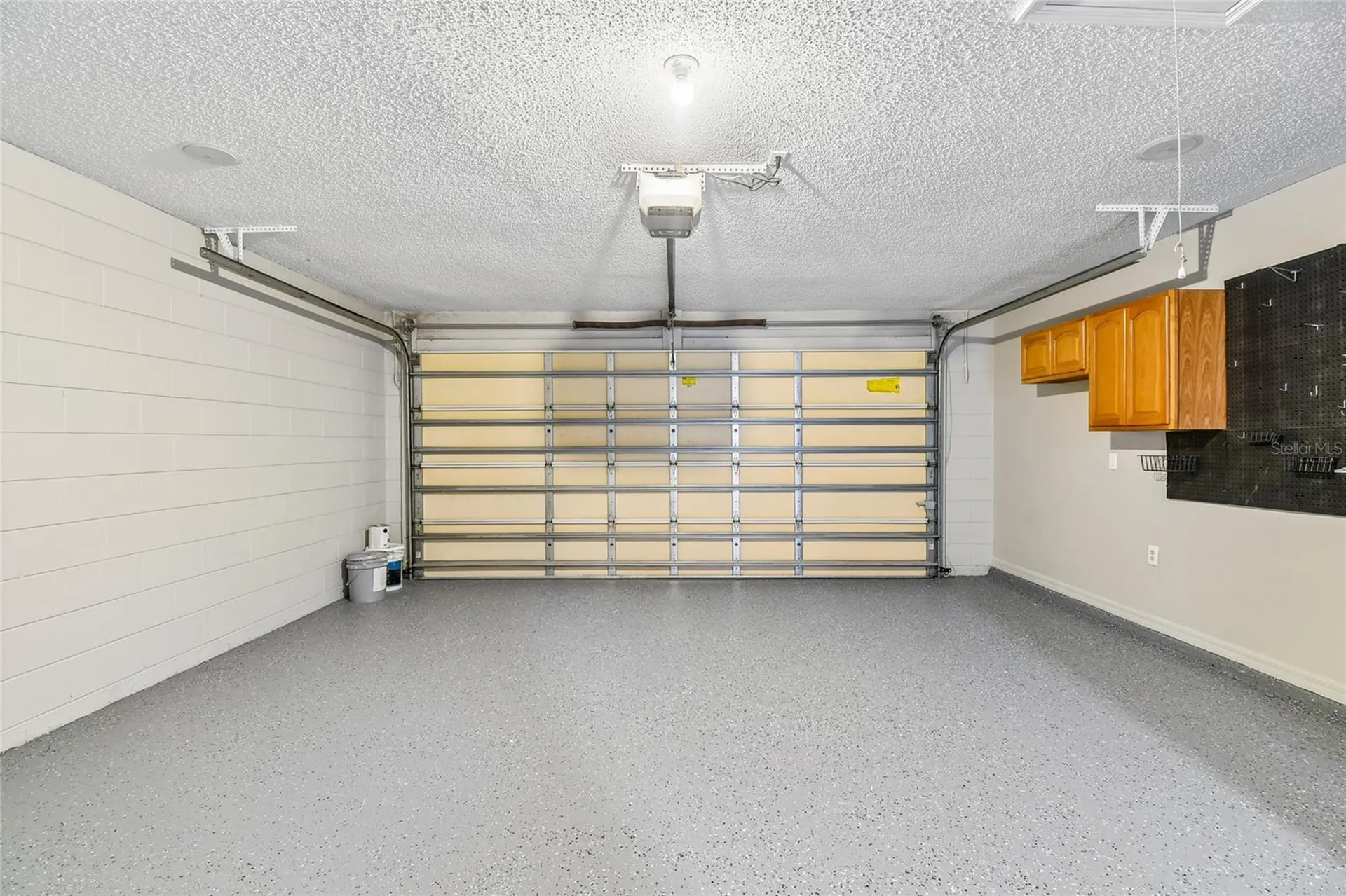 1965 Alameda Drive Deltona FL 32738