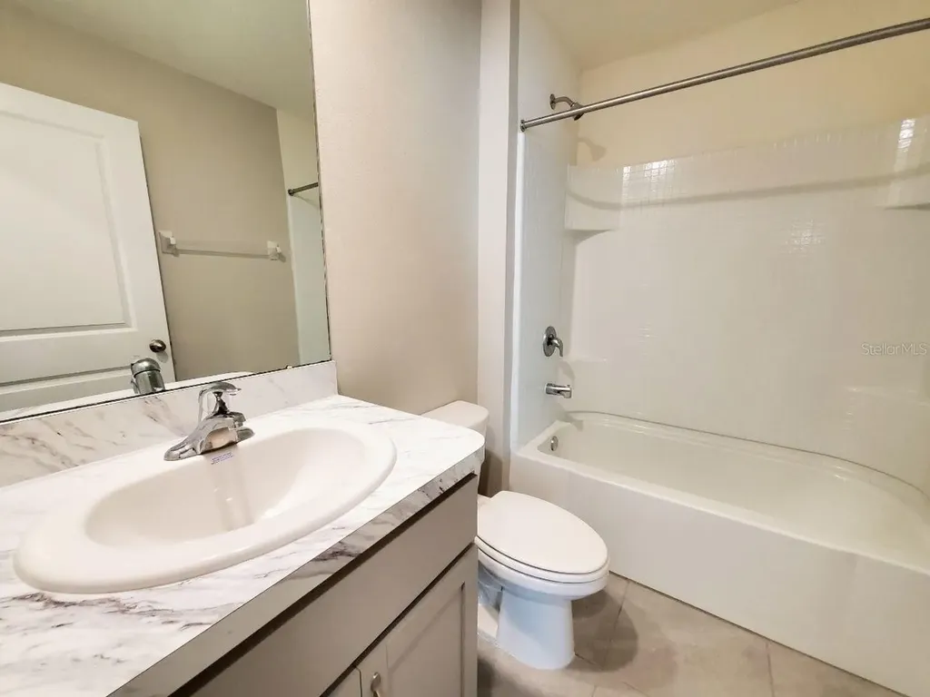 1014 Golden Shiner Avenue Ruskin FL 33570