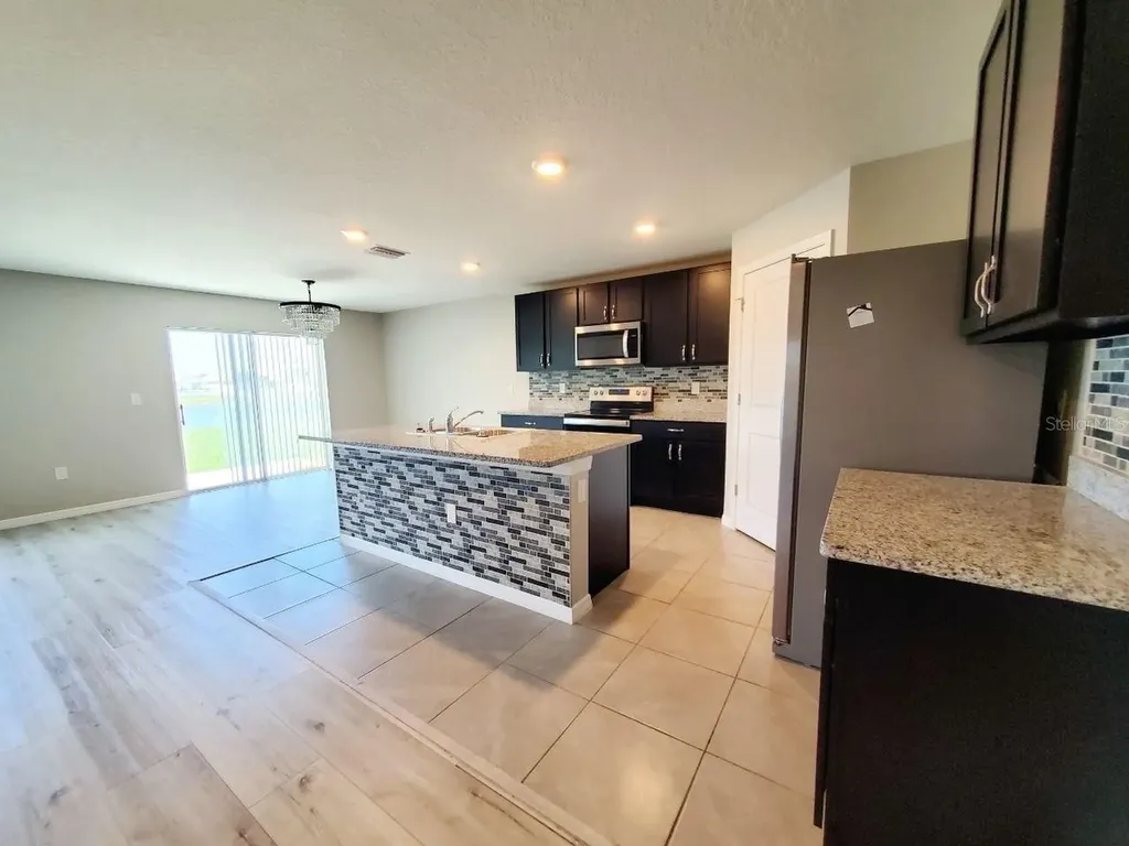 1014 Golden Shiner Avenue Ruskin FL 33570