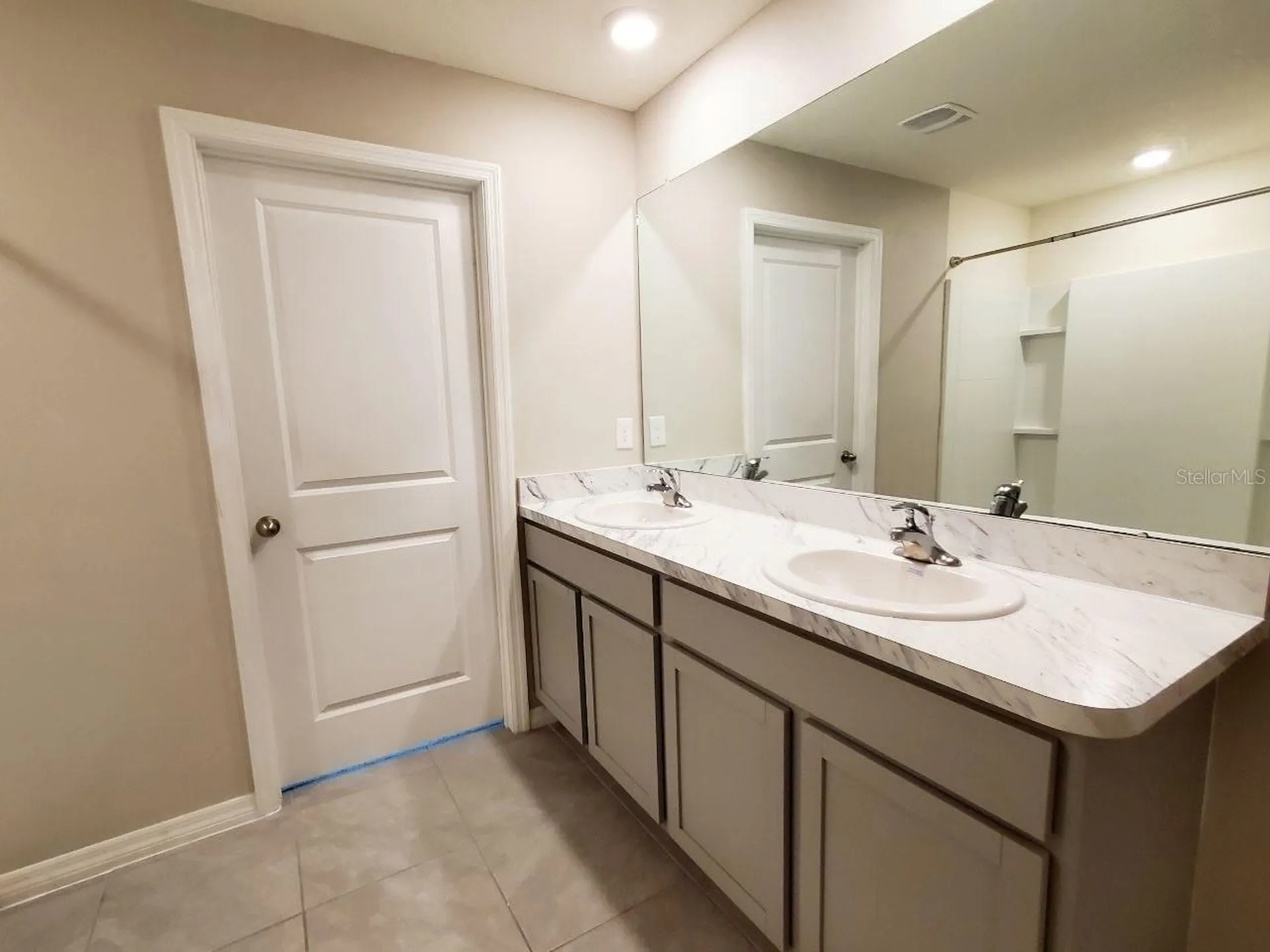 1014 Golden Shiner Avenue Ruskin FL 33570