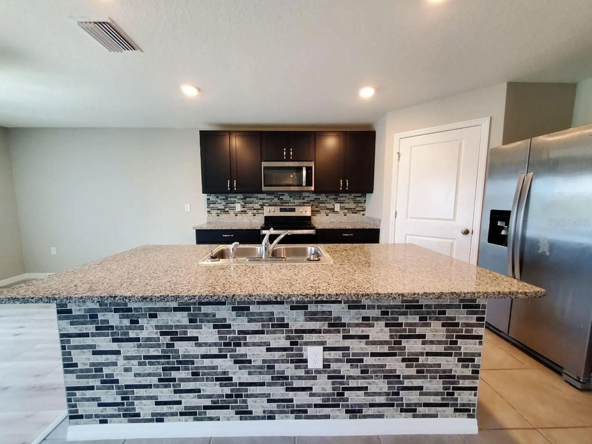 1014 Golden Shiner Avenue Ruskin FL 33570
