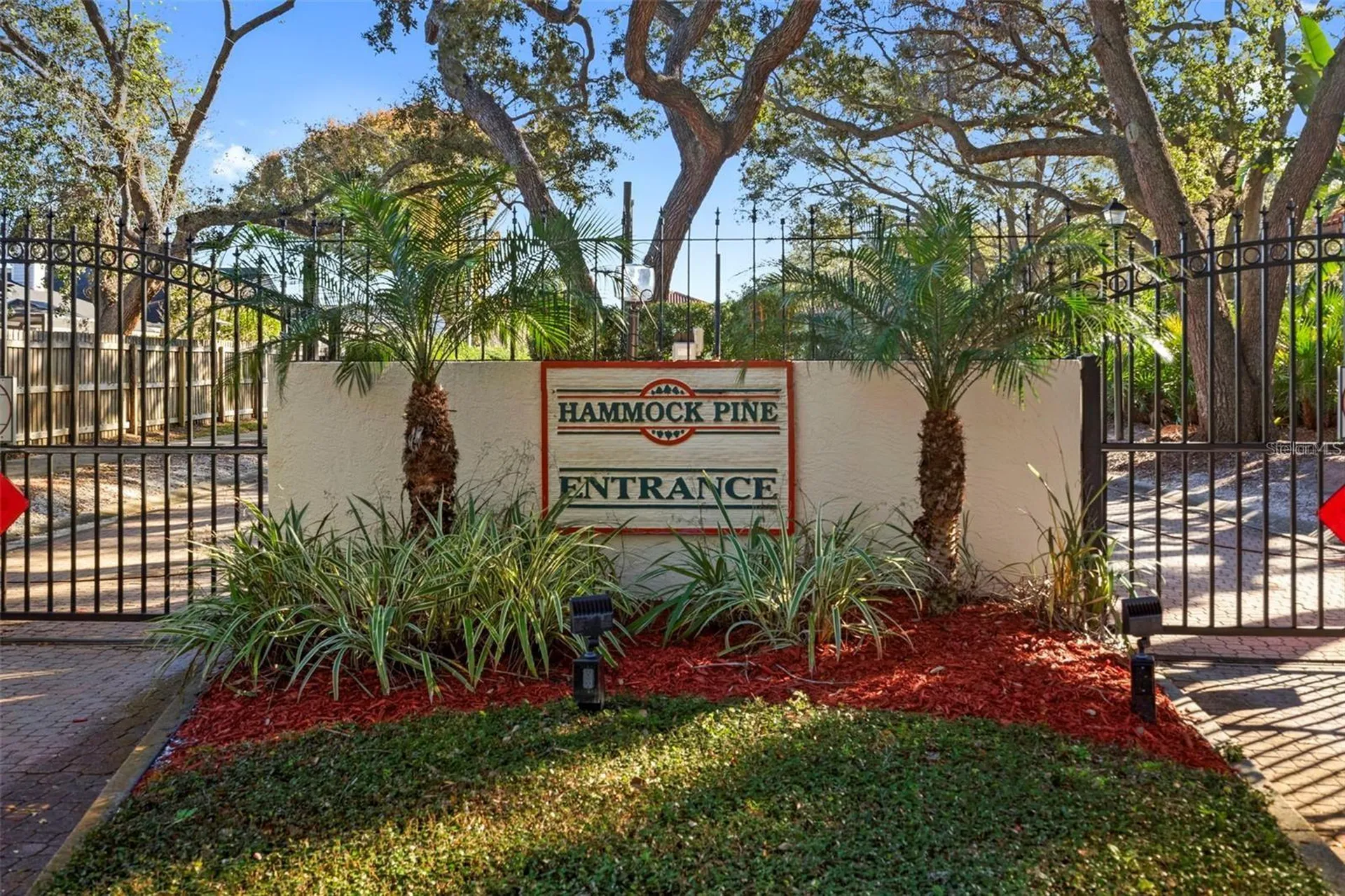 908 Hammock Pine Boulevard Clearwater FL 33761