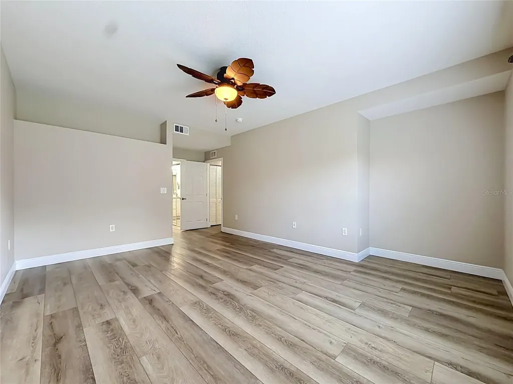 5281 Bowline Court Oxford FL 34484