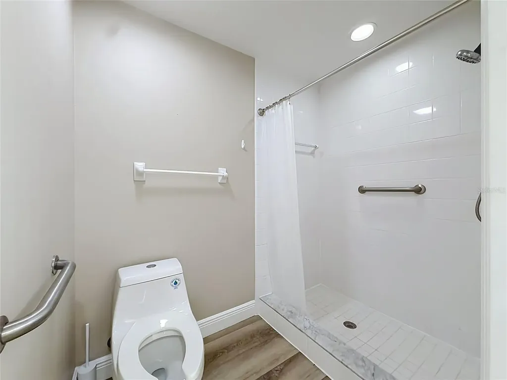 5281 Bowline Court Oxford FL 34484