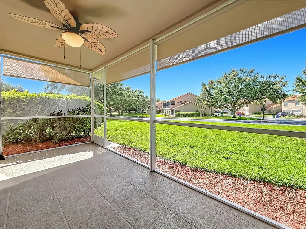 5281 Bowline Court Oxford FL 34484