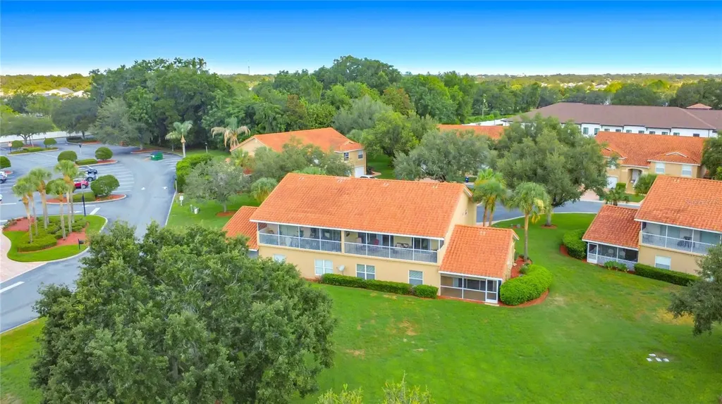 5281 Bowline Court Oxford FL 34484